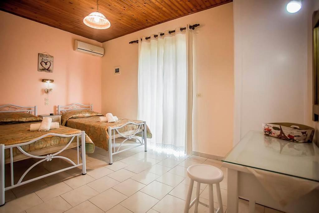 Апартаменты Elleana Corfu Агиос-Георгиос Экстерьер фото